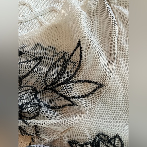 Alfani Taupe Rayon Blend Embroidery Floral Sheer Sleeve women’s size medium - Picture 12 of 14